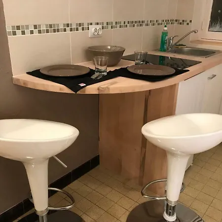 Appartamento 2 Pers En Vieille Parking Gratuit - By La Source D'orfée *